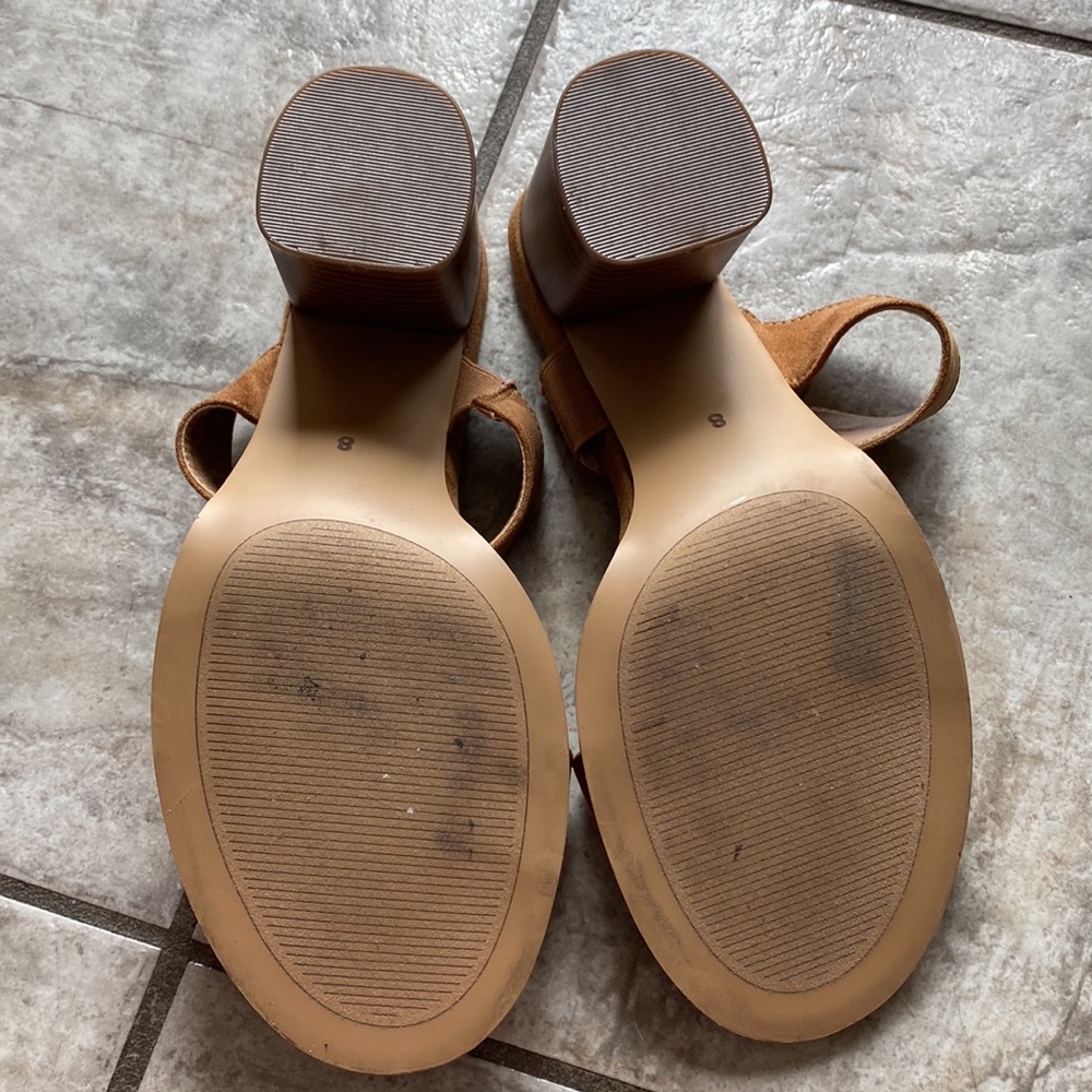 Amazon Essentials Sandal - Picture 2 of 4